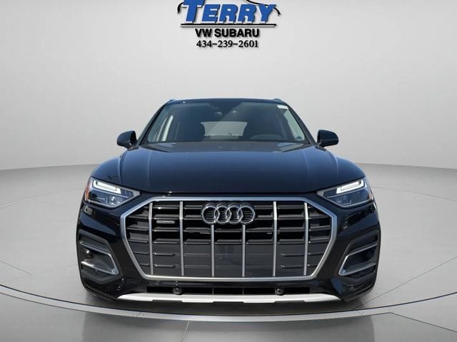 Pre-Owned 2023 Audi Q5 40 Premium - photo - 1