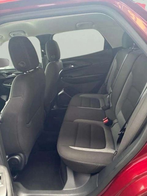 Pre-Owned 2025 Chevrolet TrailBlazer LT - photo - 6