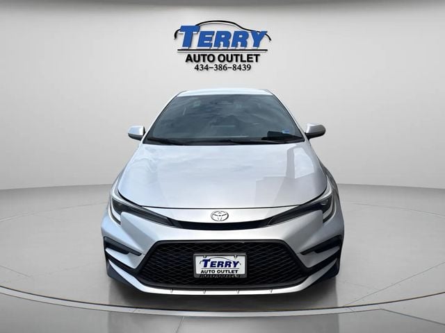 Pre-Owned 2023 Toyota Corolla SE - photo - 2