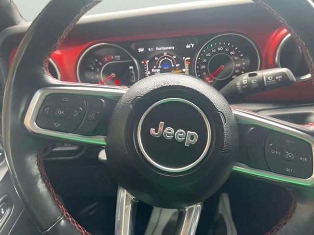 Pre-Owned 2021 Jeep Wrangler Unlimited Rubicon - photo - 8