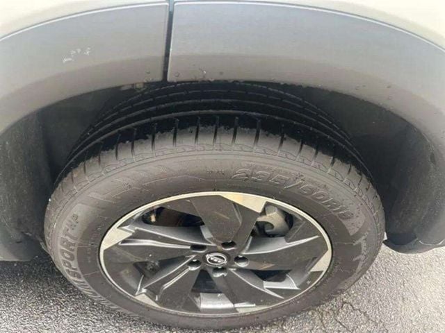 Pre-Owned 2024 Nissan Rogue SV - photo - 20