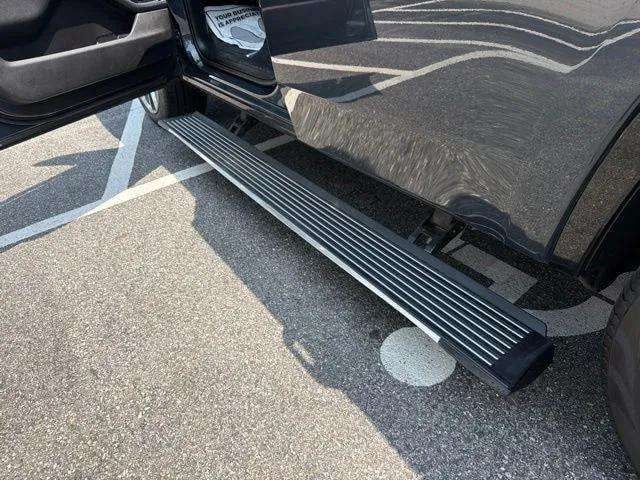 Pre-Owned 2025 Jeep Wagoneer Series III - photo - 42