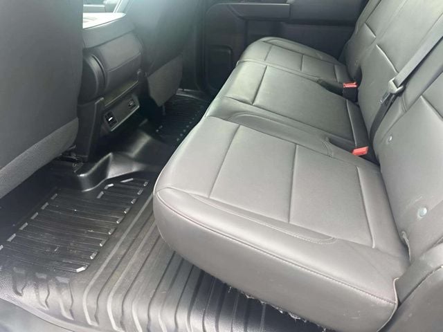 Pre-Owned 2022 Chevrolet Silverado 1500 WT - photo - 10