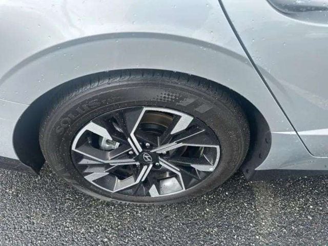 Pre-Owned 2025 Hyundai Sonata SEL - photo - 18