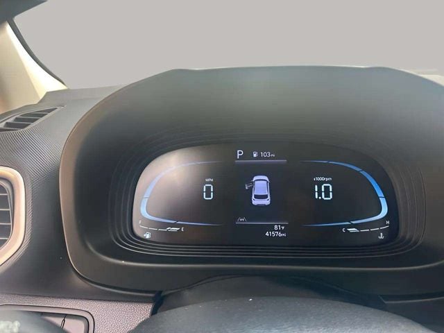Pre-Owned 2023 Hyundai Venue SEL - photo - 10