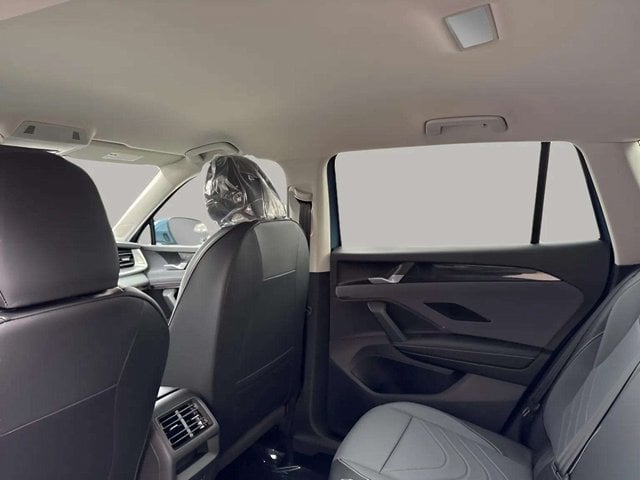 Pre-Owned 2026 Volkswagen Tiguan SE - photo - 6
