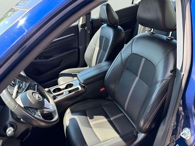 Pre-Owned 2024 Nissan Altima 2.5 SR - photo - 11