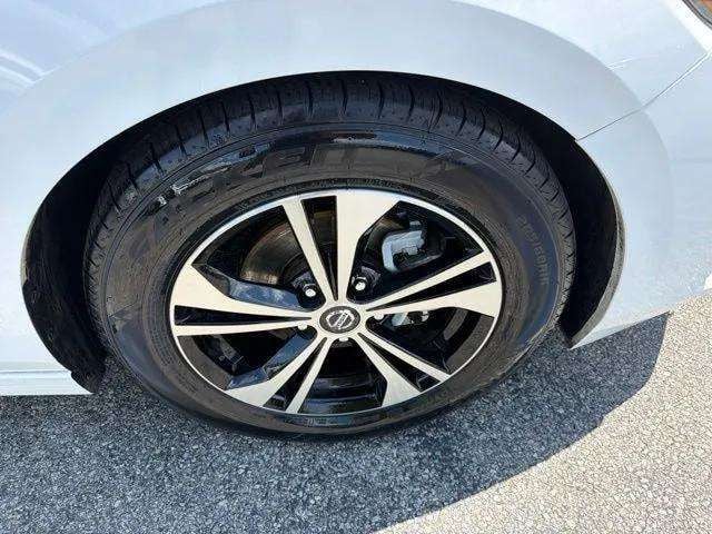 Pre-Owned 2021 Nissan Sentra SV - photo - 13