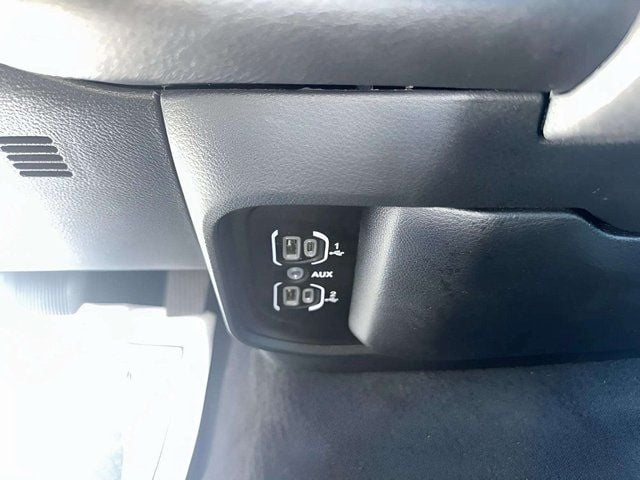 Pre-Owned 2025 Ram 1500 Tradesman - photo - 9