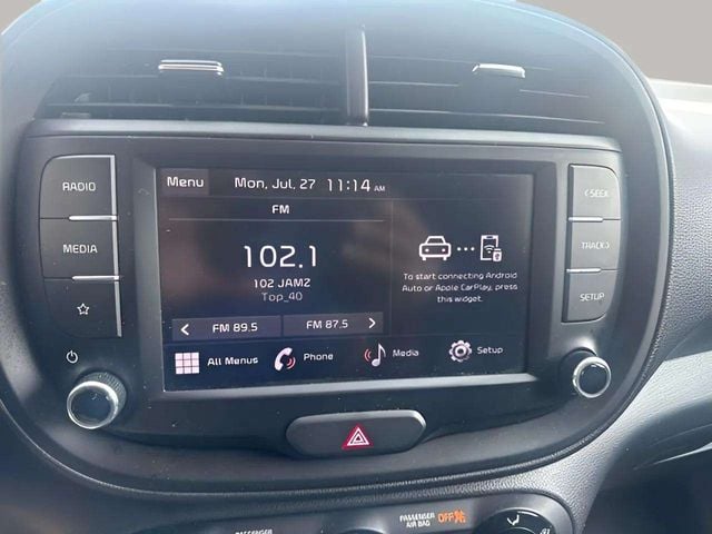Pre-Owned 2024 Kia Soul LX - photo - 11