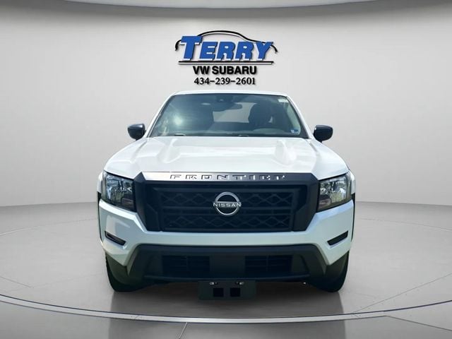 Pre-Owned 2022 Nissan Frontier S - photo - 2