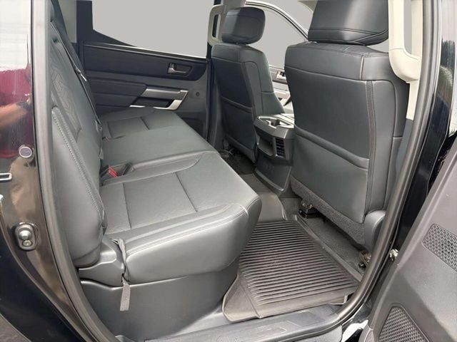 Pre-Owned 2023 Toyota Tundra SR5 - photo - 18