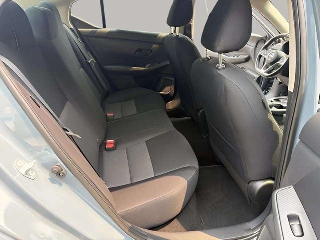 Pre-Owned 2024 Nissan Sentra SV - photo - 21