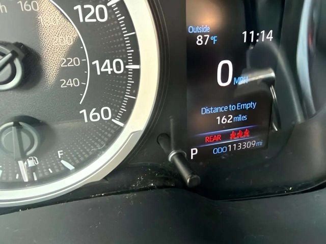 Pre-Owned 2022 Toyota Corolla LE - photo - 10