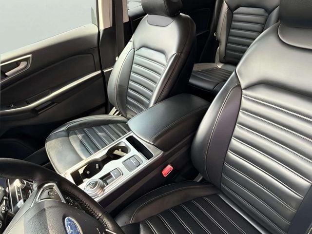 Pre-Owned 2024 Ford Edge SEL - photo - 11