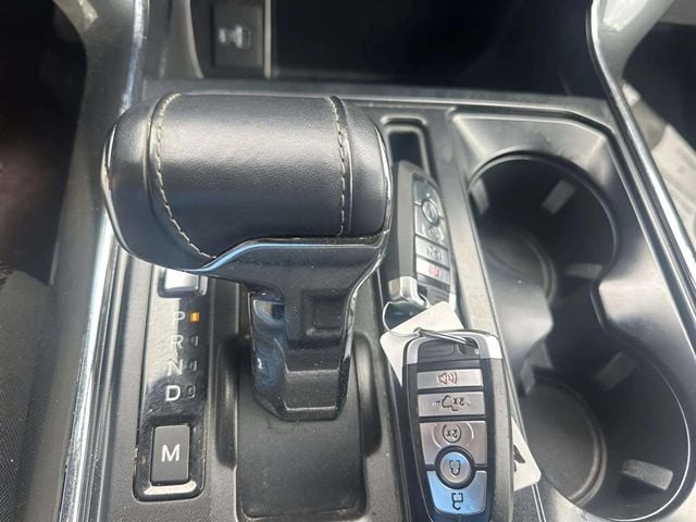 Pre-Owned 2023 Ford F-150 XLT - photo - 10