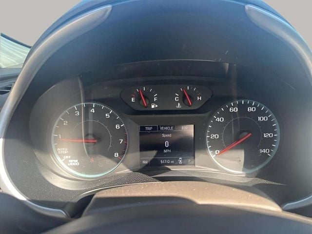 Pre-Owned 2024 Chevrolet Malibu LT - photo - 8