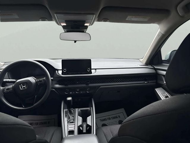 Pre-Owned 2025 Honda Accord LX - photo - 8