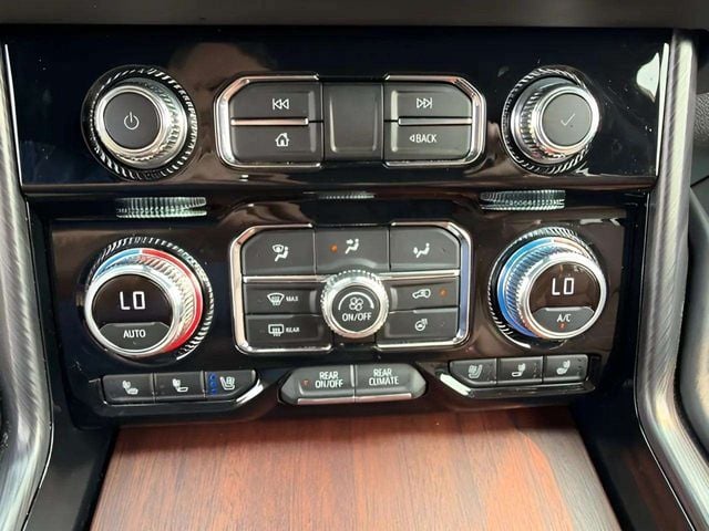 Pre-Owned 2024 GMC Yukon Denali Ultimate - photo - 22