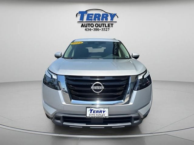 Pre-Owned 2024 Nissan Pathfinder SV - photo - 5