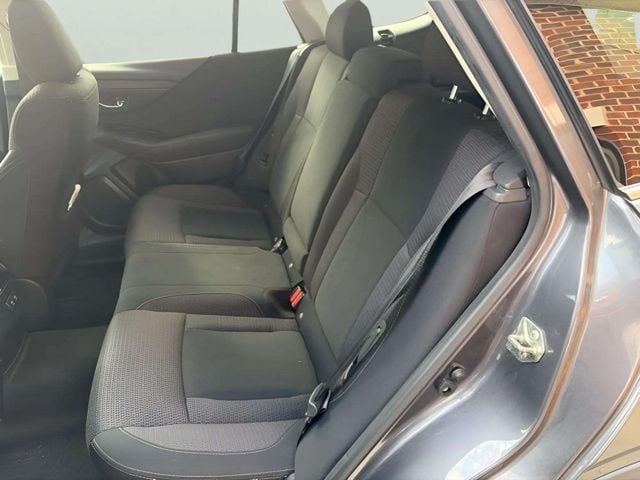 Pre-Owned 2020 Subaru Outback Premium - photo - 12