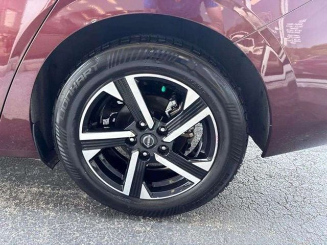 Pre-Owned 2024 Nissan Sentra SV - photo - 12