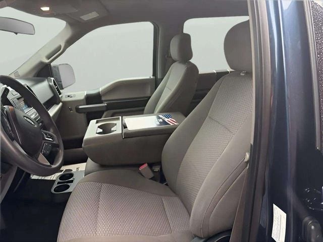 Pre-Owned 2017 Ford F-150 XLT - photo - 5