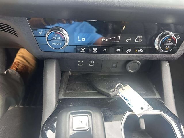 Pre-Owned 2025 Mitsubishi Outlander SE - photo - 8