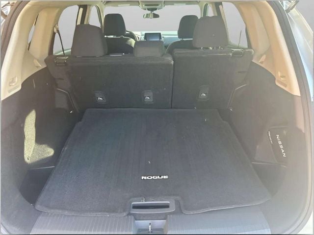 Pre-Owned 2024 Nissan Rogue S - photo - 8