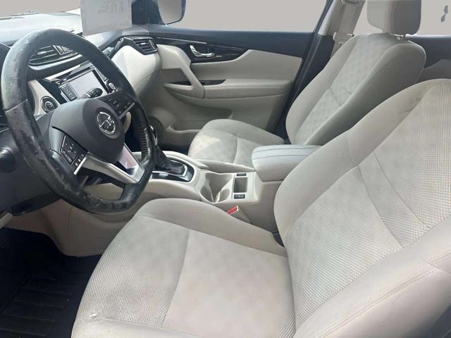Pre-Owned 2020 Nissan Rogue Sport SV - photo - 6