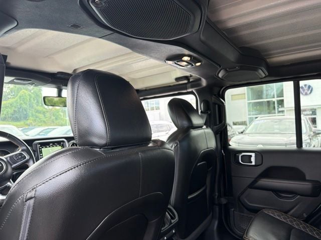 Pre-Owned 2022 Jeep Gladiator Overland - photo - 6