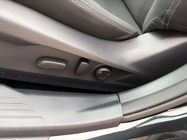 Pre-Owned 2023 Subaru Outback Premium - photo - 8