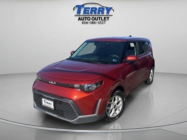 Pre-Owned 2024 Kia Soul LX - photo - 3