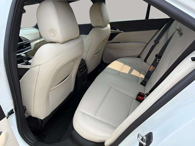 Pre-Owned 2024 Cadillac CT4 Luxury - photo - 5