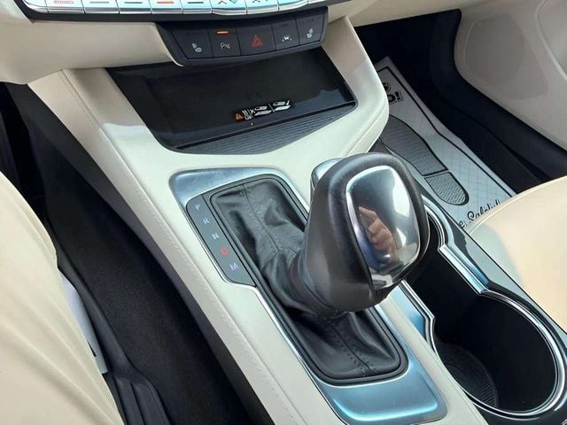 Pre-Owned 2024 Cadillac CT4 Luxury - photo - 19
