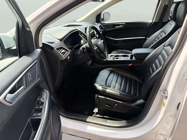 Pre-Owned 2024 Ford Edge SEL - photo - 9