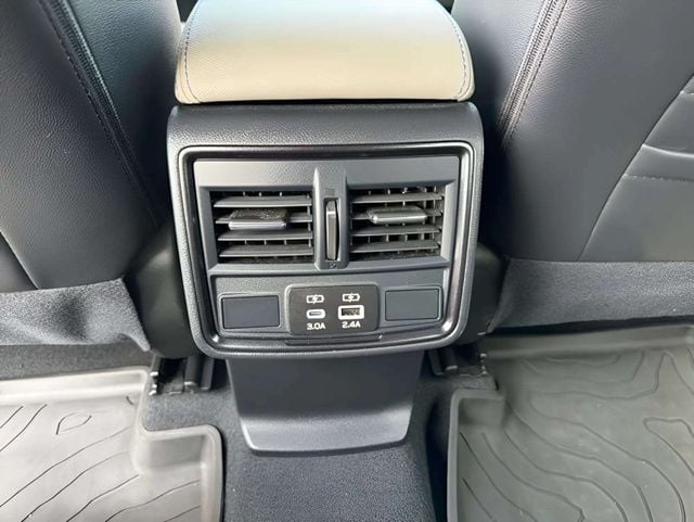 Pre-Owned 2025 Subaru Forester Limited - photo - 30