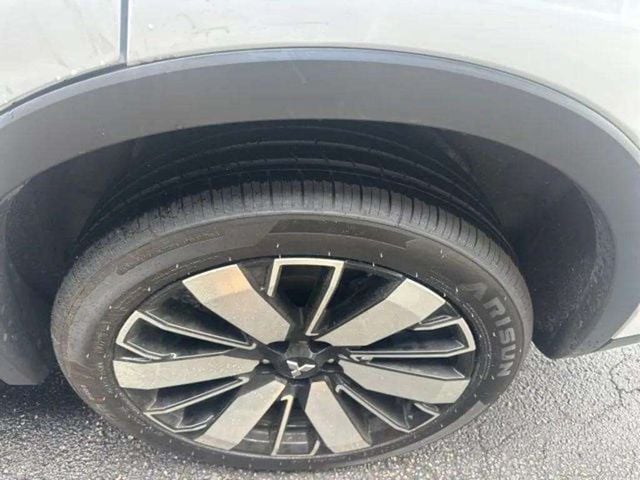 Pre-Owned 2025 Mitsubishi Outlander SE - photo - 19