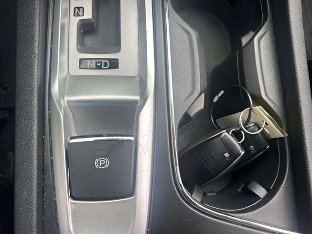 Pre-Owned 2025 Subaru Ascent Premium - photo - 9