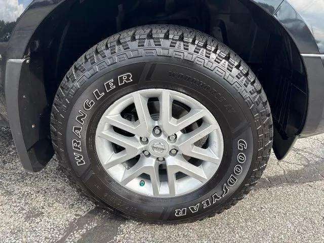 Pre-Owned 2016 Nissan Frontier SV - photo - 12