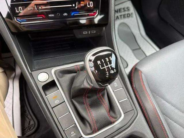Pre-Owned 2025 Volkswagen Jetta GLI 2.0T Autobahn - photo - 19