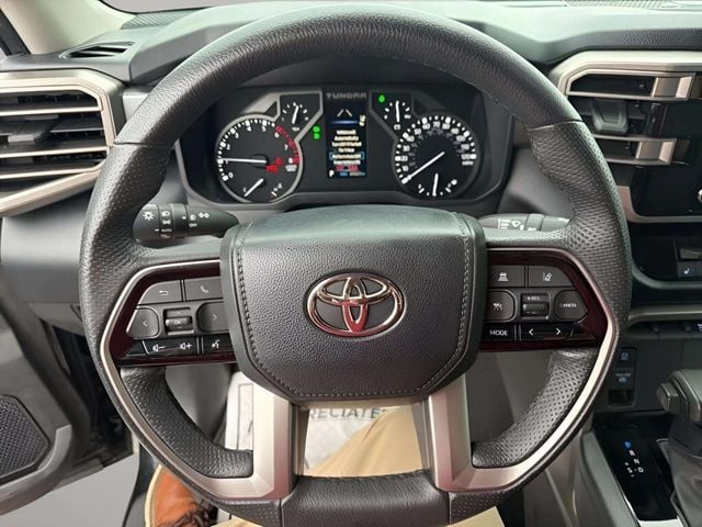 Pre-Owned 2023 Toyota Tundra SR5 - photo - 5