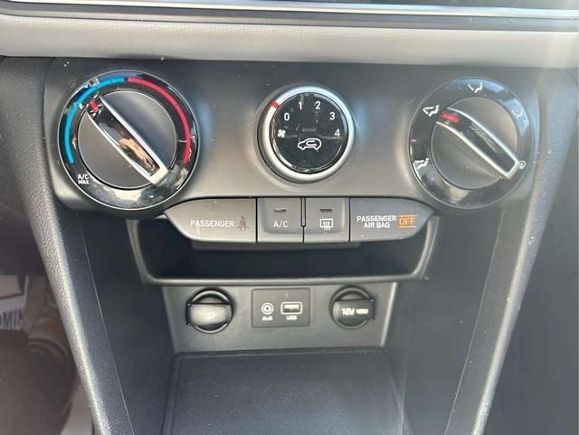 Pre-Owned 2021 Hyundai Kona SEL - photo - 9