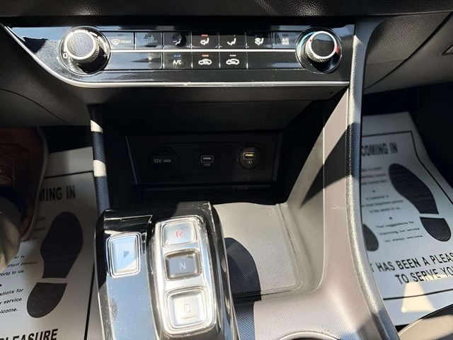 Pre-Owned 2021 Hyundai Sonata SE - photo - 6