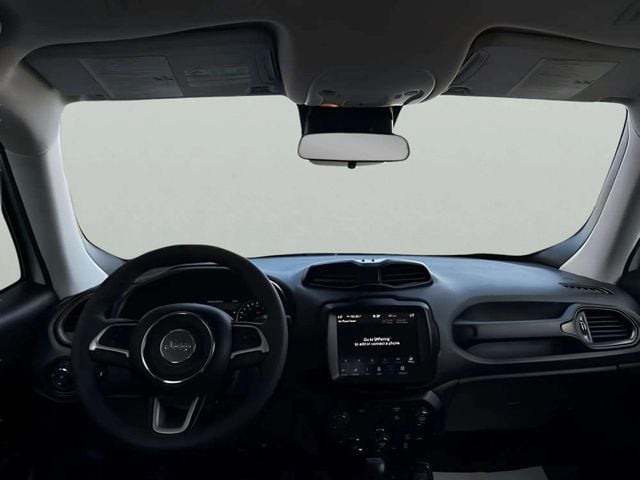 Pre-Owned 2023 Jeep Renegade Latitude - photo - 7