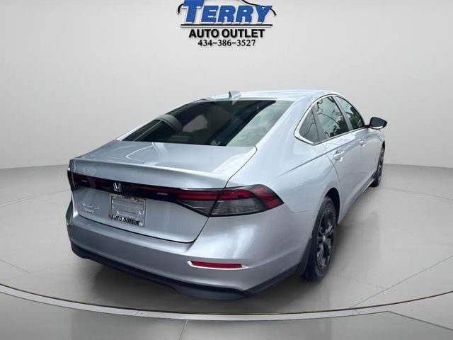 Pre-Owned 2025 Honda Accord LX - photo - 5