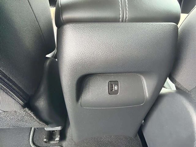 Pre-Owned 2024 Nissan Sentra SV - photo - 8