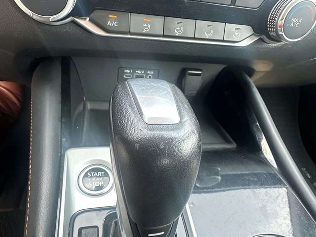 Pre-Owned 2024 Nissan Altima 2.5 SR - photo - 13