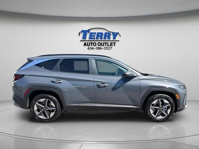 Pre-Owned 2025 Hyundai Tucson SEL - photo - 0