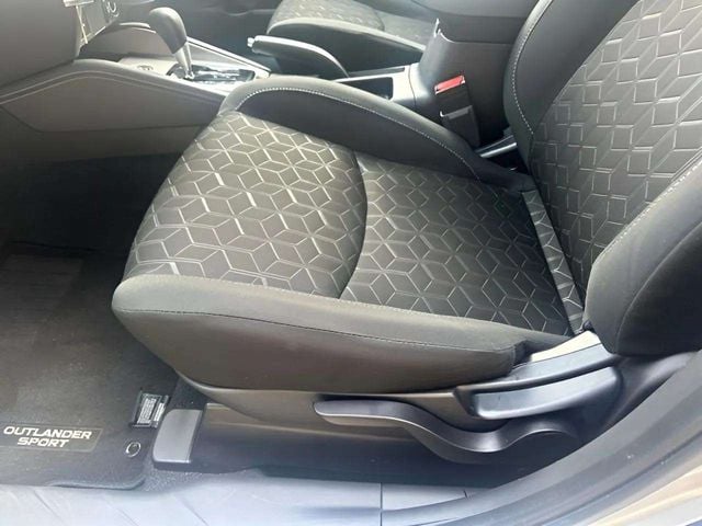 Pre-Owned 2025 Mitsubishi Outlander Sport 2.0 ES - photo - 6